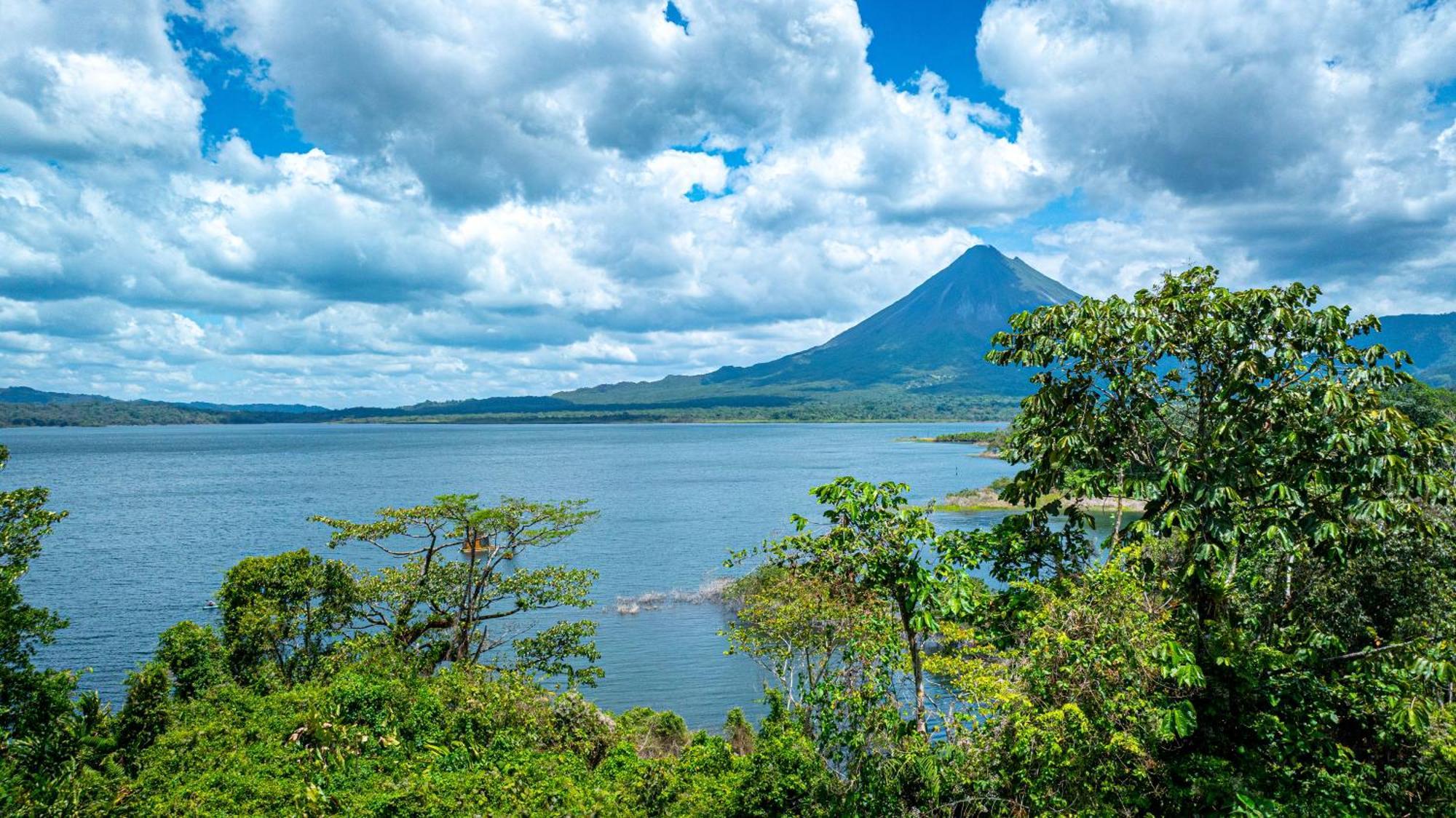 Villas Paradise Arenal Volcano Lake View El Castillo 외부 사진