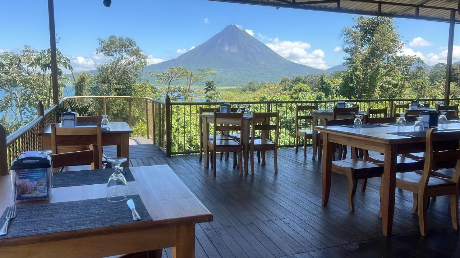 Villas Paradise Arenal Volcano Lake View El Castillo 외부 사진